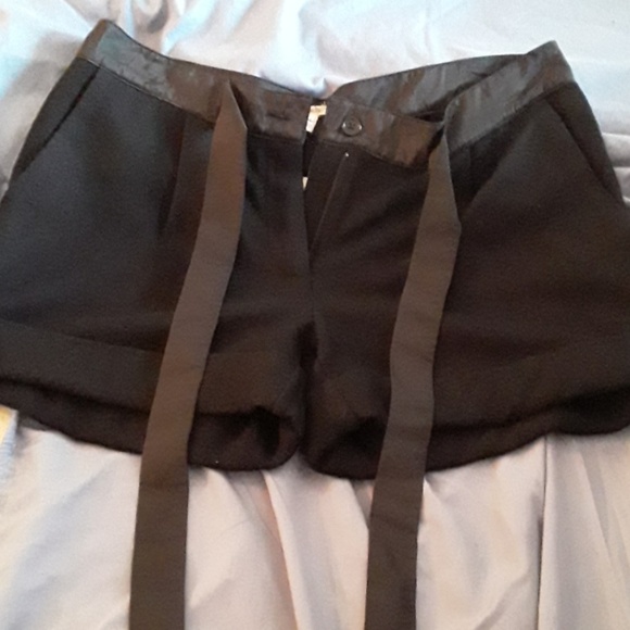 J. Crew Pants - NWT j crew wool & silk shorts, sz 4